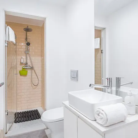 Guestready - Bright Home In The Heart Of Porto Exterior photo