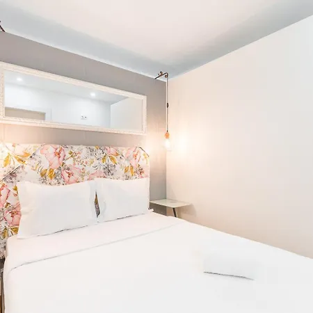 Guestready - Bright Home In The Heart Of Porto Exterior photo