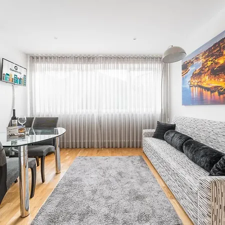 Guestready - Bright Home In The Heart Of Porto Exterior photo